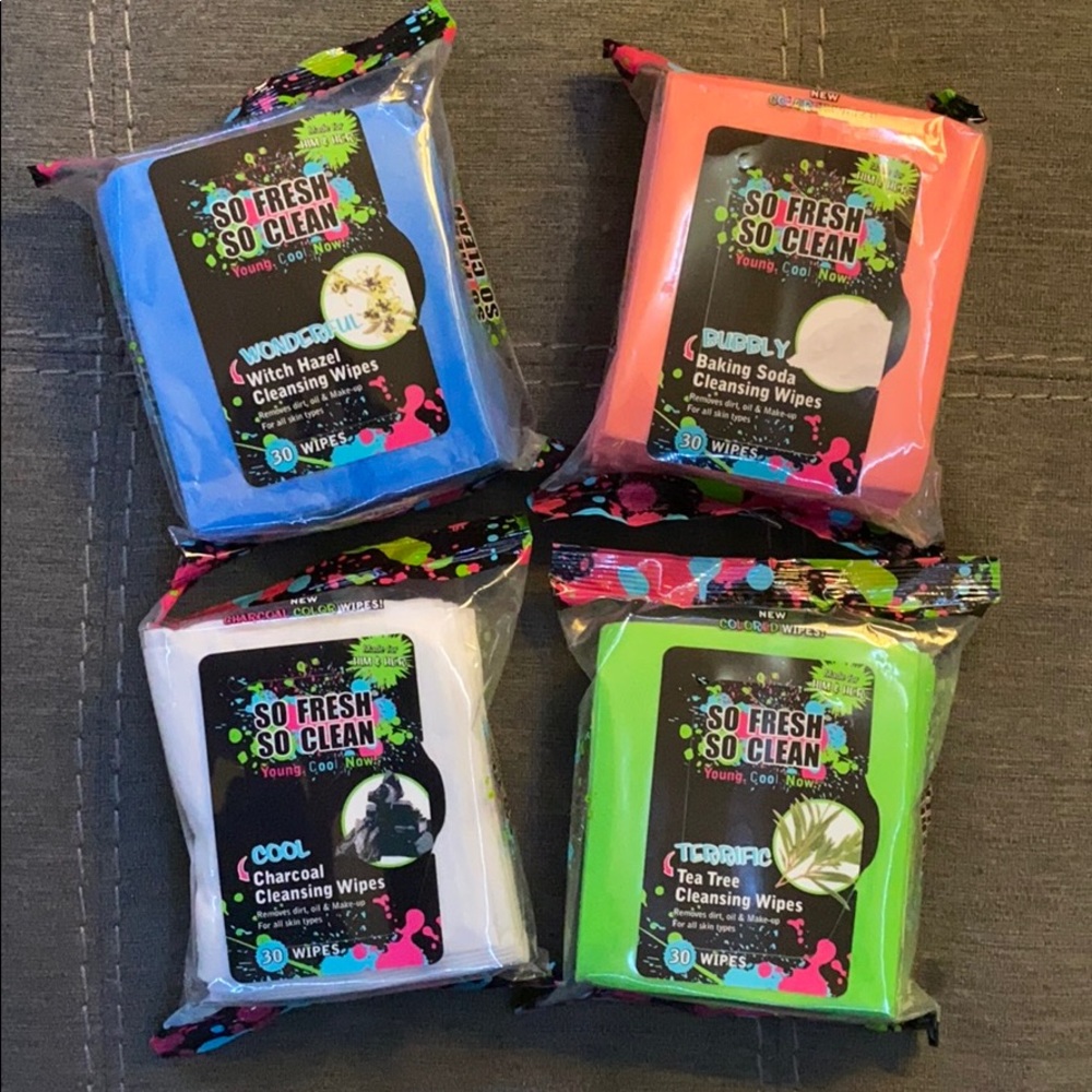 🥰🥰 So Fresh So Clean Colored Cleansing Wipes🥰🥰